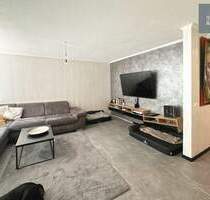 Halbhöhenlage Gerlingen: Helle 3,5 Zimmer Wohnung mit atemberaubenden Weitblick und 2 Balkonen