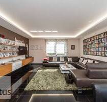 Ein Haus, das inspiriert - tolle Architektur, perfekter Grundriss, mit Garage u. Garten - Gefühl pur - Langenbrettach