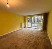 Perfekt geschnitten - Hochparterre-Wohnung mit Balkon und TG-Stellplatz - Hamburg Lokstedt