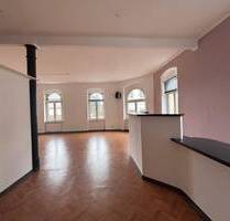 Attraktive 90m² Gewerbeimmobilie im Zentrum von Ronneburg
