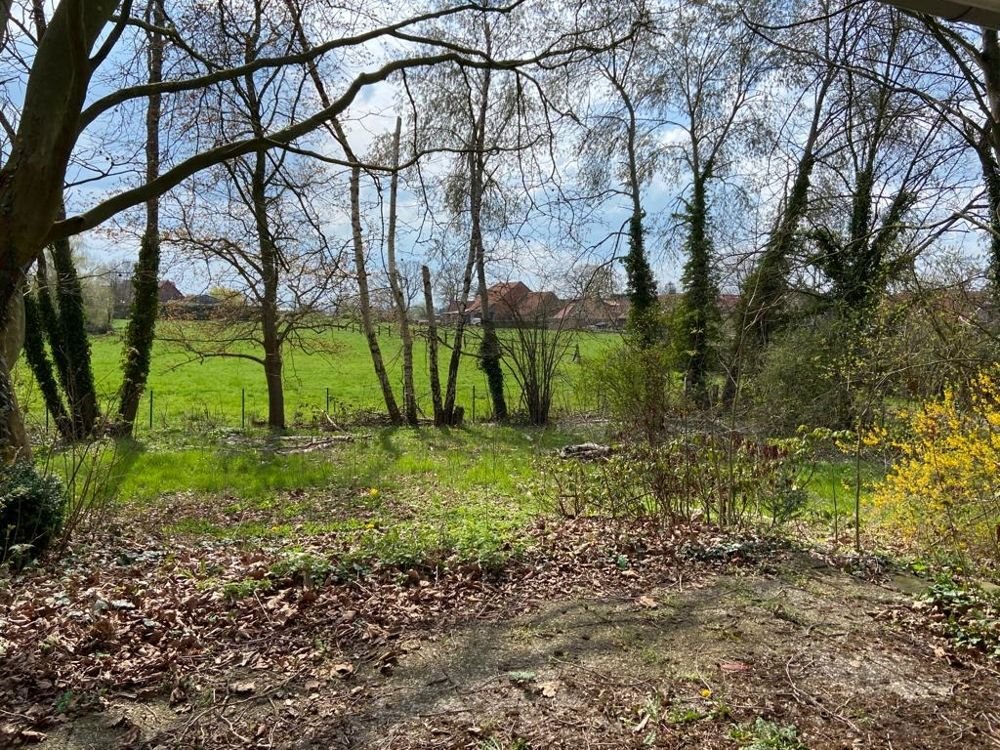 Großes Grundstück in Feldrandlage mit Bestandsobjekt zum Abriß in Heitlingen - Garbsen Osterwald U. E.