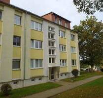 Scheubengrobsdorf: Vermietete 2-Zimmer-Wohnung mit Balkon, Badewanne und Laminatboden im 1.OG - Gera