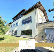 Zweifamilienhaus mit Einliegerwohnung, Traumgrundstück, 2 Sonnenterrassen mit Traumblick+2 Garagen - Friedberg (Hessen) Ossenheim