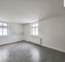 Modern renovierte 2-Raum-Wohnung in Gornsdorf!