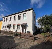 Teilvermietetes 3-Parteienhaus mit zusätzlichem Bauland - Britz