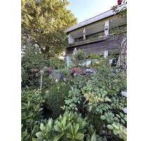 * Buchenberg- vermietetes Reiheneckhaus mit Balkon, Terrasse & Garten! *