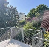 * Attraktiv * Familienfreundlich * Tolle Lage * vier Zimmer * zwei Balkone * Tiefgarage * - Leonberg