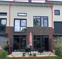 Geschmackvolles Reihenmittelhaus nach KfW-55-Standard im beliebten Ortsteil von Eutin