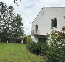 Traumhaftes Grundstück in exzellenter Lage mit Altbestand, in Augsburg am Kuhsee