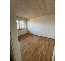 2-Zimmer-Wohnung mit Balkon, Dachterrasse und PV-Fassade - Pentling Großberg