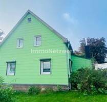 ***Ein zauberhaftes Einfamilienhaus im Grünen*** - Helmbrechts / Burkersreuth