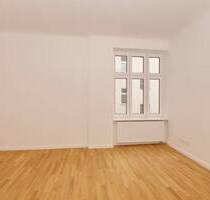 Erstbezug nach Sanierung: Schöne 1-Zimmer-Altbauwohnung - Innenhof - BEZUGSFERTIG & provisionsfrei - Berlin Wedding