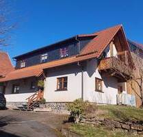 Ideale Ferienwohnung: schöne 2-Zimmer-ETW mit Balkon + Gartenanteil in Hilders-Simmerhausen
