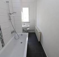 3...2...1...meins...helle 2-RW mit Wanne u. Balkon!!! - Freiberg Wasserberg - Süd