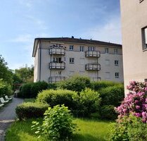 Moderne Wohnung mit Balkon, Aufzug und Duplex-Parkplatz - Ihr neues Zuhause! - Dresden / Striesen Striesen-Süd