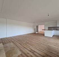 Erstbezug nach Modernisierung- 3-Zimmerwohnung mit Dachterrasse und Tiefgarage! - Seevetal Hittfeld