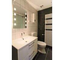 1.5 Zimmer Dachgeschosswohnung im Zentrallager perfekt für AltersvorsorgeSelbstnutzung - Ratingen Zentrum