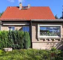 +++ Begehrte Lage! Seltenes Einfamilienhaus mit großen Garten direkt am Dresdner Elbhang +++ - Dresden Bühlau/Weißer Hirsch