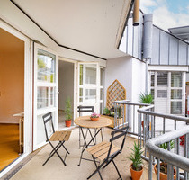 Helle 2-Zimmer-Wohnung mit Balkon in gefragter Lage von Freiburg-Zähringen - Freiburg im Breisgau