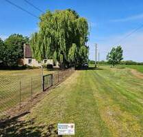 Haus, Hof und Scheune mit 5.804 m² Land in Alleinlage! - Medow Wussentin