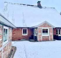 Edelstahl und Reetdach - Generationenwohnen in einem kernsaniertem historischen Gebäude - einfach traumhaft!!! - Quickborn