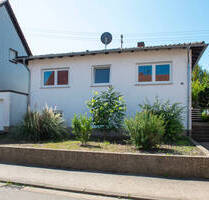 Einziehen & Wohlfühlen - Großzügiges Einfamilienhaus mit Gartenidylle - Quierschied
