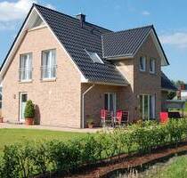 Landhaus mit Kapitänsgiebel in Essen Oldb. - Essen (Oldenburg) Felde