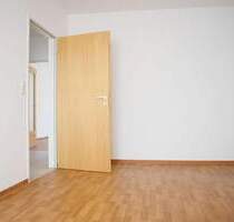 Die erste gemeinsame Wohnung? - 290,00&nbsp;EUR Kaltmiete, ca.&nbsp; 50,00&nbsp;m&sup2;&nbsp;Wohnfl&auml;che in Köthen (Anhalt) (PLZ: 06366)