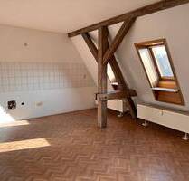 Dachgeschosswohnung 2 Räume in der Innenstadt von Görlitz. Jobcenter für 1 Person geeignet
