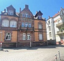 DenkmalschutzobjektMFH mit 3 Wohnungen in zentraler Nordweststadtlage von Offenburg sucht neuen Besitzer!