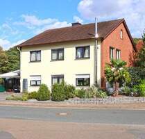 Attraktives Zweifamilienhaus in beliebter Lage - Preußisch Oldendorf