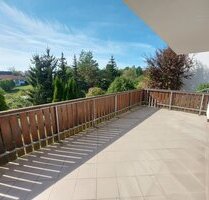 Frisch renovierte 2-Zimmer-Wohnung mit großer Dachterrasse Garten Stellplatz - Rödental / Roedental Mönchröden