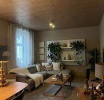 Reihenmittelhaus mit großzügigem Nebengebäude - Reichenbach im Vogtland