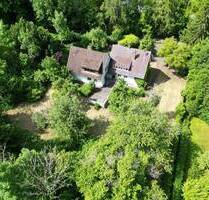 2 Häuser auf 3.030 m² Grund, in unverbrauchter Natur, am Fuße des Festungsberges! - Coburg