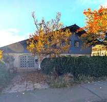 Großzügiges Einfamilienhaus mit Einliegerwohnung, Wintergarten und großem Garten - Frankenau Allendorf