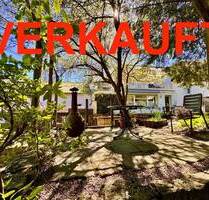 VERKAUFT ! Romantisches, liebevoll modernisiertes Einfamilienreihenhaus mit parkähnlichem Garten in Trier-Zewen