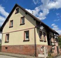 Zentral gelegenes Zweifamilienhaus mit vielseitigem Nebengebäude - Ramstein-Miesenbach