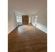 Attraktive 4-Zimmer-Wohnung in Fürth - frisch renoviert & energetisch saniert!