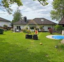 Einfamilienhaus mit ELW und Außenpool in idyllischer Waldrandlage von Fuldabrück-Dörnhagen. - Fuldabrück / Dörnhagen