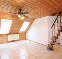 Zweifamilienhaus mit Potenzial, viel Nutzfläche und Garten in naturhafter Lage in Feldmoching! - München Feldmoching-Hasenbergl