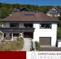 EXCLUSIVES WOHLFÜHLHAUS: EFH mit Aussicht in Laufen - Albstadt