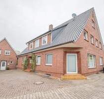 RESERVIERT - Attraktiver Gebäudekomplex mit sieben Wohnungen und zusätzlichem Einfamilienhaus auf großzügigem Grundstück - Drochtersen Dornbusch