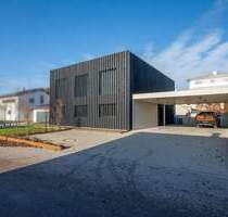 ***EXKLUSIV UND BESONDERS - 4-Zimmer EG-Wohnung mit Küche und Garten*** - Seubersdorf in der Oberpfalz