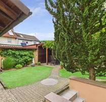 Großzügiges Zuhause mit Garten, Werkstatt & Wintergarten - Zwei Wohneinheiten + ausgebautes DG - Hösbach
