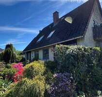 Ruhig gelegene 2,5-Zimmer-Wohnung mit Gartenanteil & Garage im schönen Appen