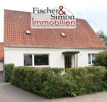 Heemsen-gepflegtes Einfamilienhaus der 50er Jahre mit Garage und Garten, ruhig gelegen