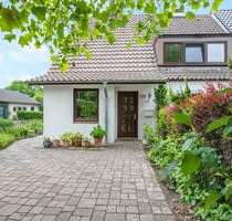Klein aber oho- Gepflegtes REH mit pflegeleichtem Garten und wohnlich ausgebauten Spitzboden - Plön