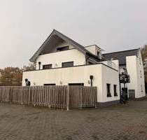 IMMOBILIEN GUMNIOR präsentiert: barrierefreie, neuwertige 3-Zimmer-Erdgeschosswohnung mit PKW Stellplatz und Garten - Spelle