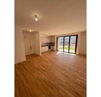 NEUBAU! Helle 3-Zimmer-Wohnung mit Terrasse, Einbauküche und Gartenanteil - Bamberg