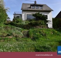 Einfamilienhaus mit süßem Garten und grünem Weitblick! - Waldsolms Brandoberndorf